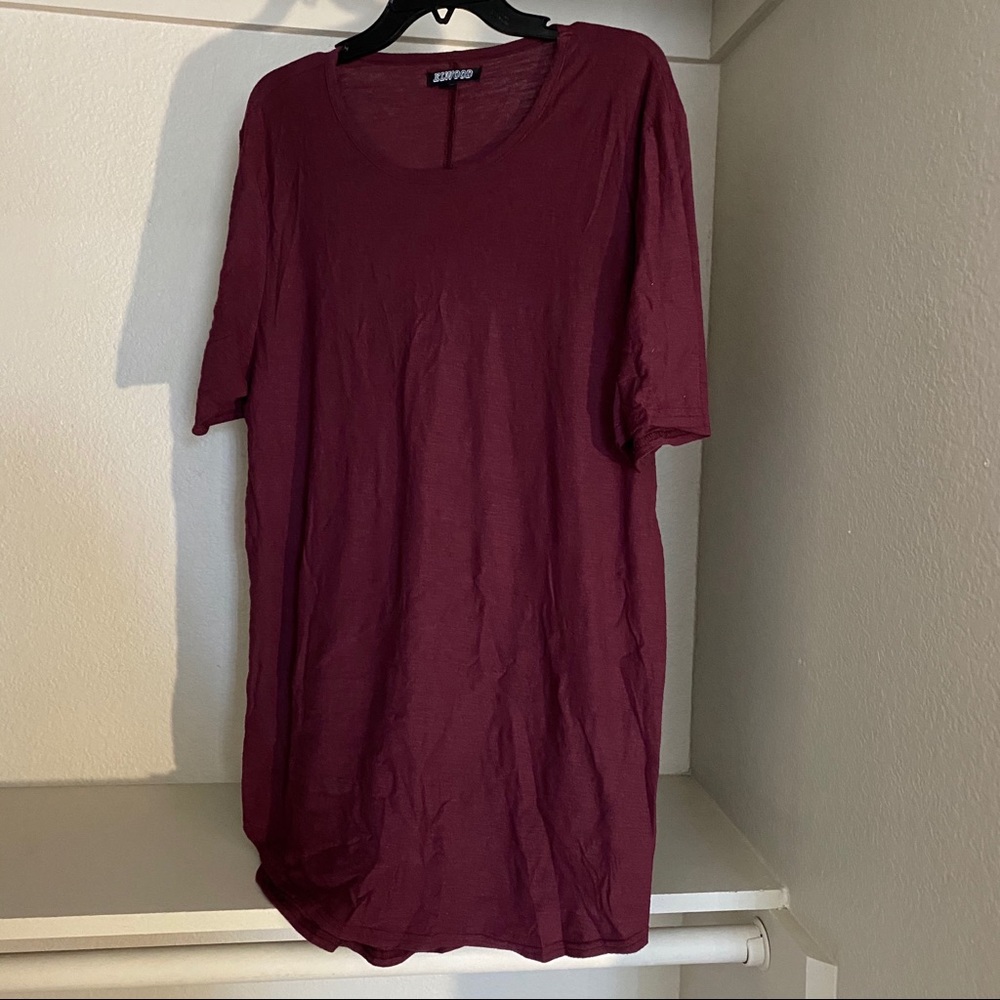 T-shirt. Long length.